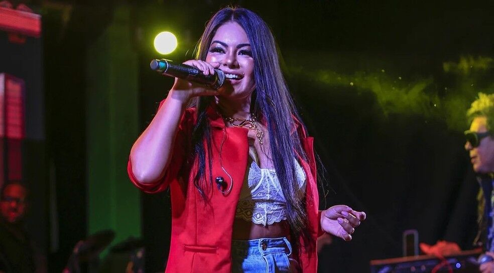 Paulinha Abelha morre aos 43 anos após internação por problemas renais em Aracaju Paulinha Abelha morre aos 43 anos após internação por problemas renais em Aracaju