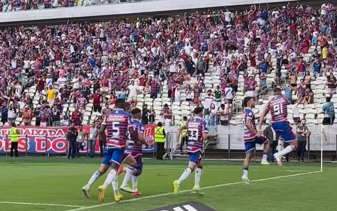 Fortaleza e Cruzeiro se enfrentam hoje em jogo atrasado da Série A do Brasileirão Fortaleza e Cruzeiro se enfrentam hoje em jogo atrasado da Série A do Brasileirão