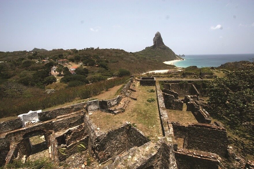Quem é o bilionário que fechou forte em Noronha para se casar Quem é o bilionário que fechou forte em Noronha para se casar
