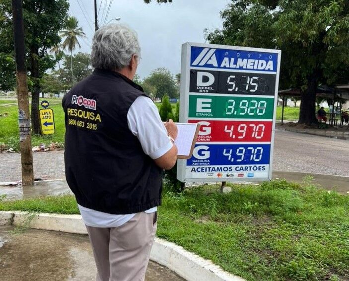 Preço do litro da gasolina em João Pessoa já subiu 20 centavos e é encontrada por R$ 5,39 em alguns postos Preço do litro da gasolina em João Pessoa já subiu 20 centavos e é encontrada por R$ 5,39 em alguns postos
