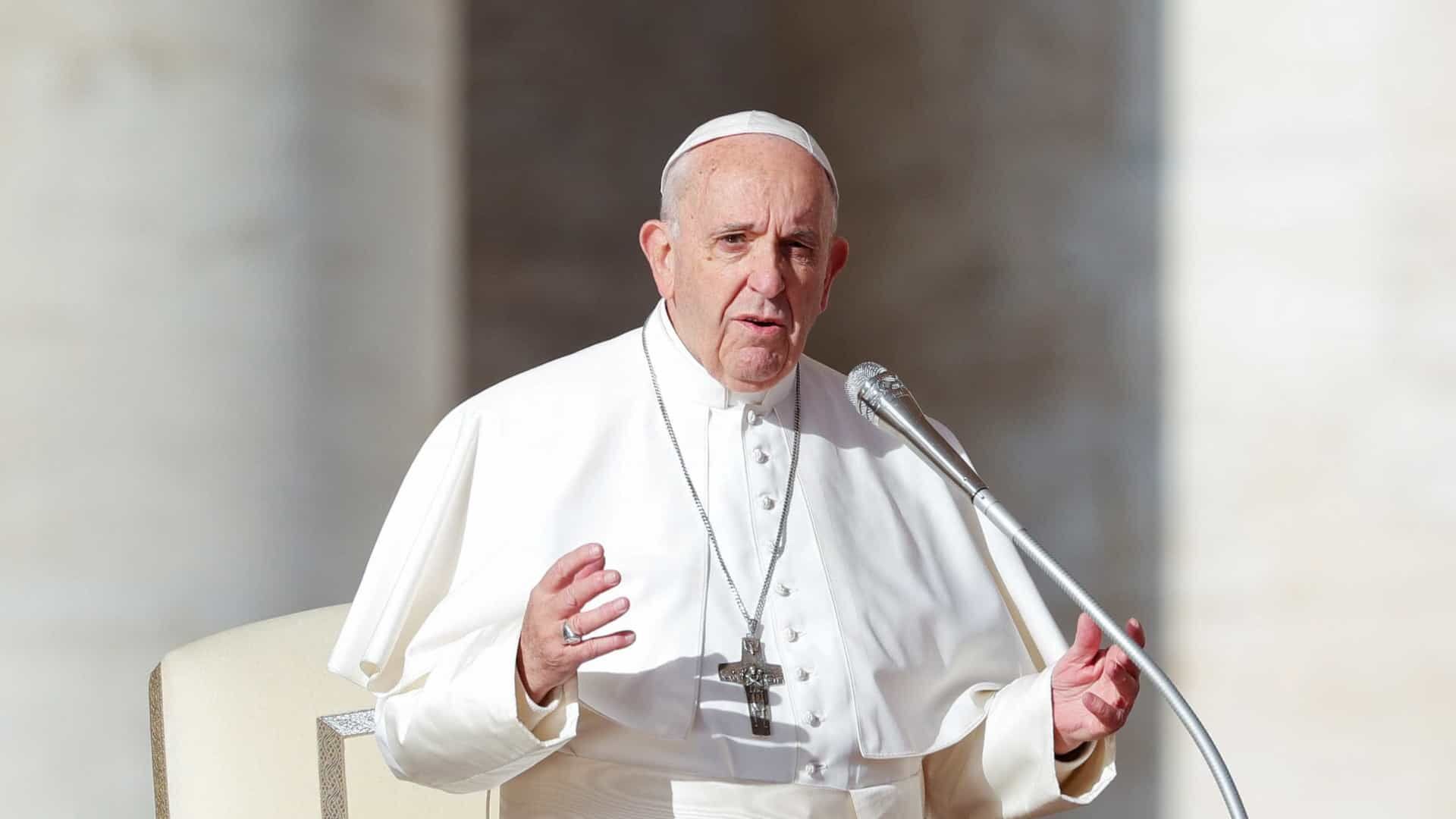 Papa Francisco concede hoje bênção especial Urbi et Orbi Papa Francisco concede hoje bênção especial Urbi et Orbi