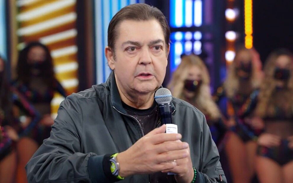 Jornal afirma que Faustão morreu e gera comoção nas redes Jornal afirma que Faustão morreu e gera comoção nas redes