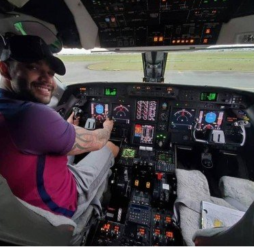 Gusttavo Lima compra jatinho no valor de R$ 48 milhões Gusttavo Lima compra jatinho no valor de R$ 48 milhões