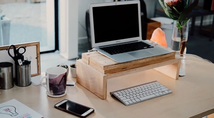 Home office pode fazer imóveis corporativos perderem US$ 800 bilhões em valor de mercado, aponta pesquisa Home office pode fazer imóveis corporativos perderem US$ 800 bilhões em valor de mercado, aponta pesquisa