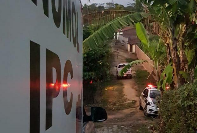 Avó é assassinada a tiros na frente da neta na Paraíba Avó é assassinada a tiros na frente da neta na Paraíba