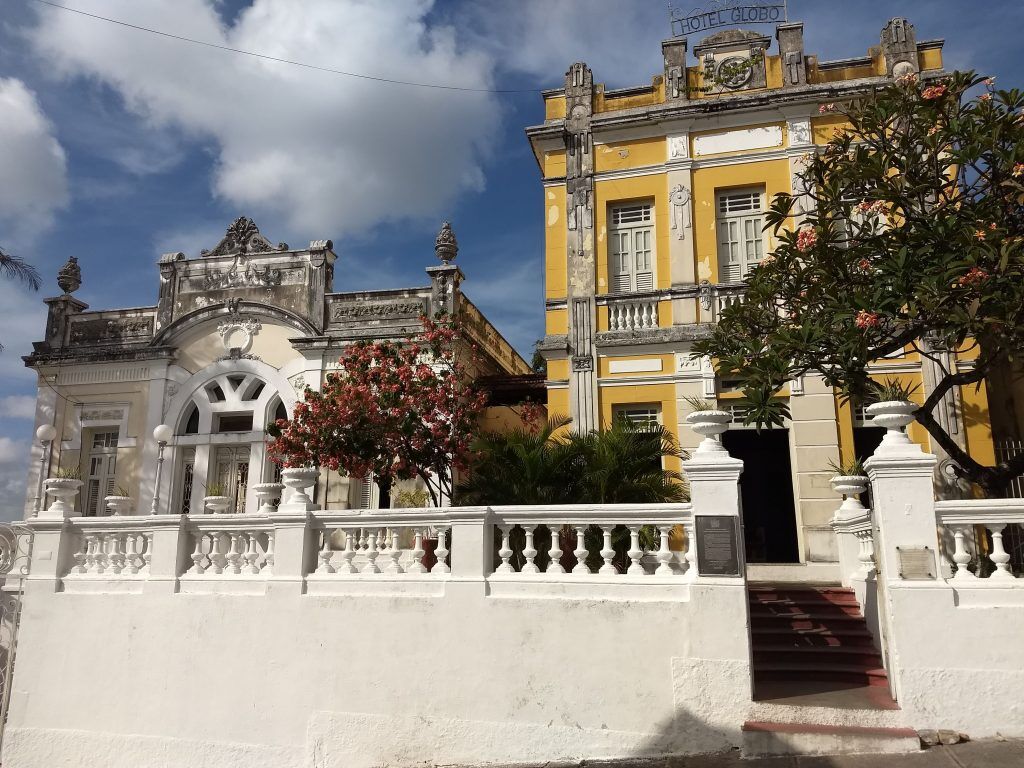 Arte circense e cortejo pelo Centro Histórico marcam programação deste domingo Arte circense e cortejo pelo Centro Histórico marcam programação deste domingo