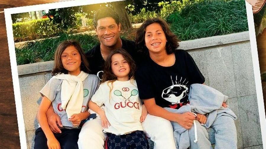 Hulk diz que ofereceu R$ 100 milhões e 40 imóveis à ex após separação Hulk diz que ofereceu R$ 100 milhões e 40 imóveis à ex após separação