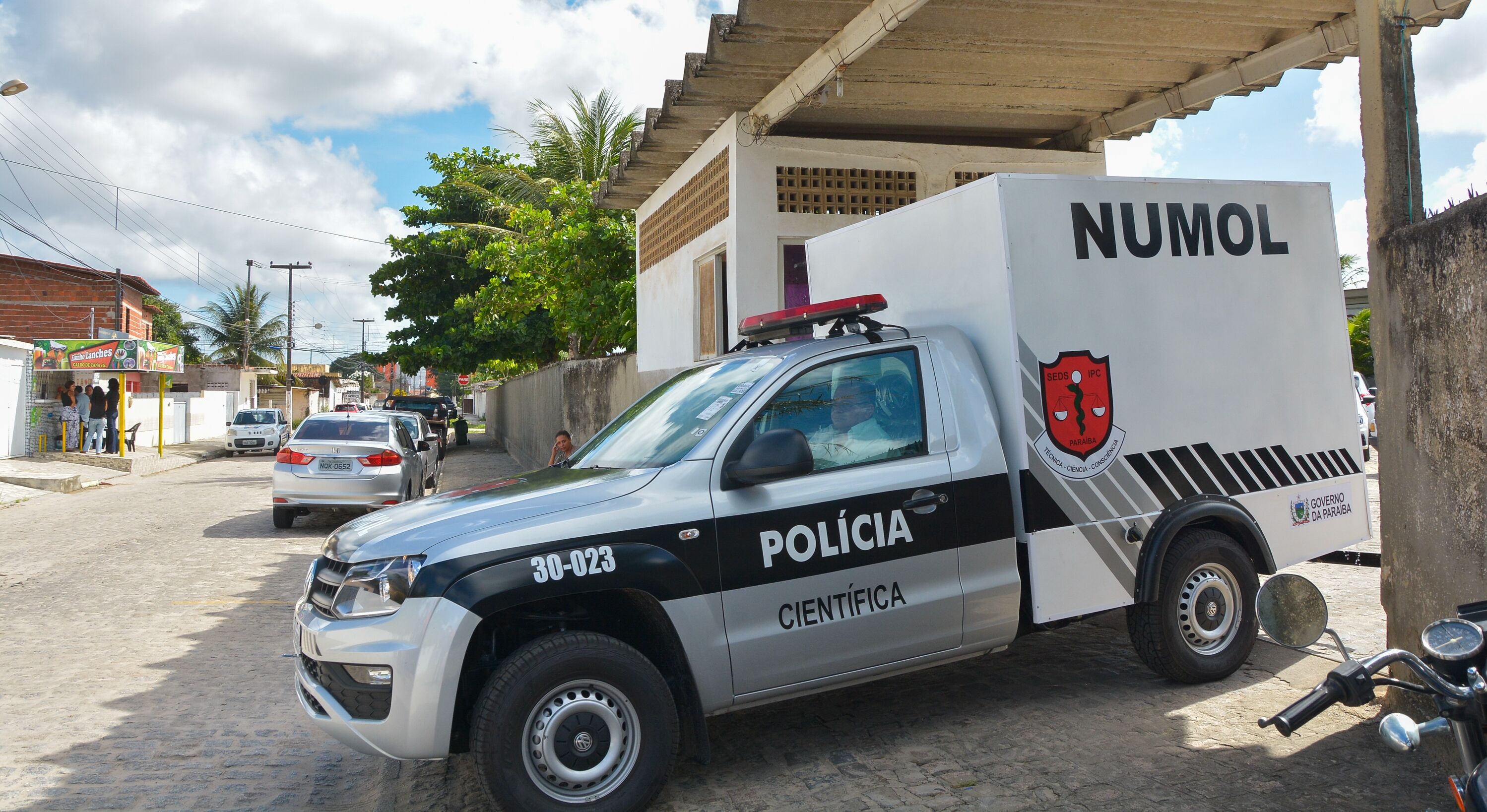 Suspeitos de tentar roubar bombas de açude são encontrados mortos com suspeita de choque elétrico