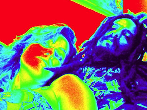 Isabeli Fontana assume namoro com filho de Bob Marley via Twitter Isabeli Fontana assume namoro com filho de Bob Marley via Twitter