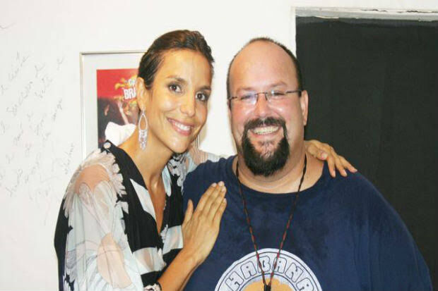 Morre irmão de Ivete Sangalo decorrente de uma complicação pós-operatória Morre irmão de Ivete Sangalo decorrente de uma complicação pós-operatória