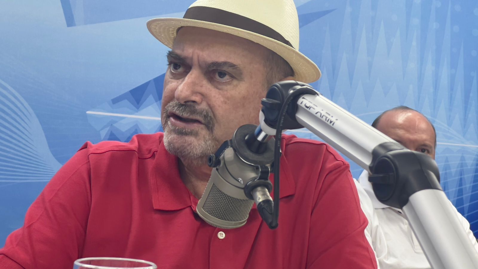 Mesmo com Ricardo Coutinho inelegível, Jeová confia na eleição para o Senado e diz não precisar de garantia e nem busca segurança jurídica Mesmo com Ricardo Coutinho inelegível, Jeová confia na eleição para o Senado e diz não precisar de garantia e nem busca segurança jurídica