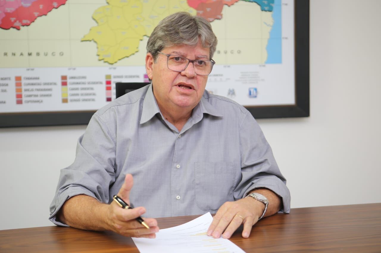 João Azevêdo anuncia novos secretários e auxiliares nesta sexta-feira João Azevêdo anuncia novos secretários e auxiliares nesta sexta-feira