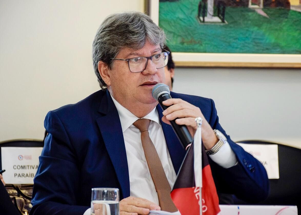 João Azevêdo participa de reunião com governadores e diz que perda na cobrança do ICMS dos combustíveis será pauta central João Azevêdo participa de reunião com governadores e diz que perda na cobrança do ICMS dos combustíveis será pauta central