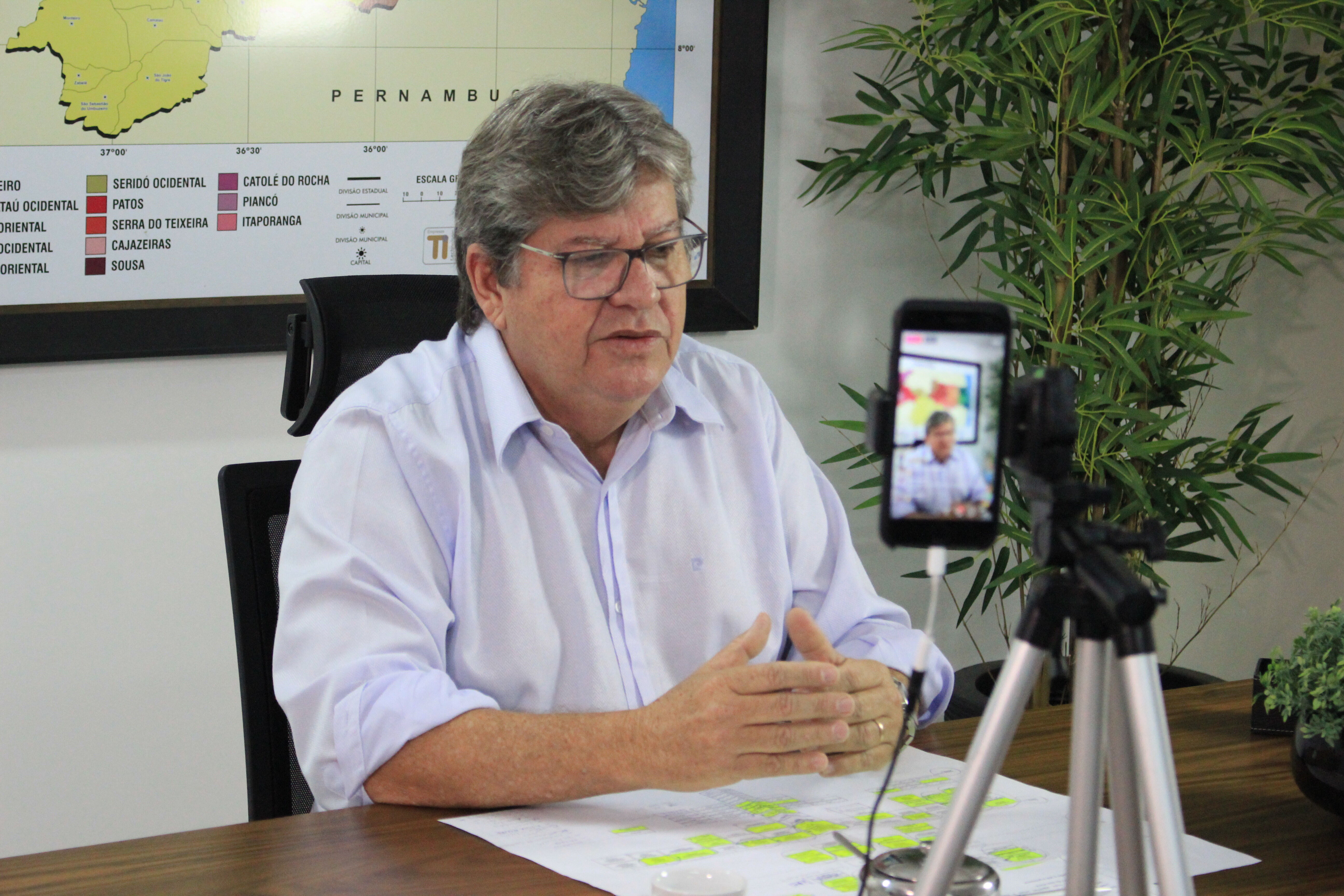Justiça manda Walber Virgolino publicar direito de resposta de João Azevêdo em suas redes sociais após fake do banheiro unissex Justiça manda Walber Virgolino publicar direito de resposta de João Azevêdo em suas redes sociais após fake do banheiro unissex