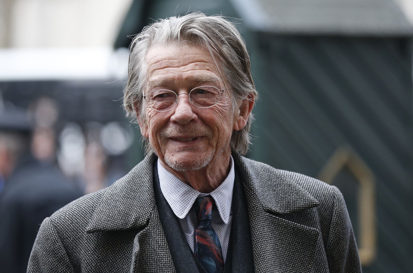John Hurt, de O Homem Elefante e Harry Potter, morre aos 77 anos John Hurt, de O Homem Elefante e Harry Potter, morre aos 77 anos
