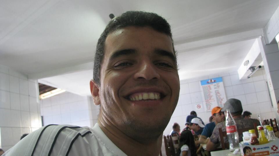 Radialista Joacir Filho será sepultado neste sábado e irmão lamenta morte: "Por que, meu Deus?" Radialista Joacir Filho será sepultado neste sábado e irmão lamenta morte: "Por que, meu Deus?"