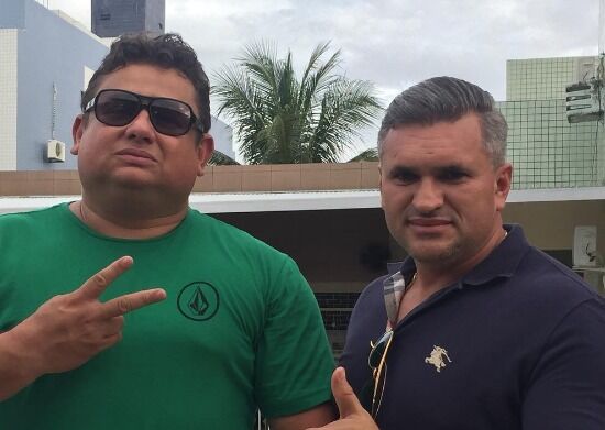 Wallber Virgolino diz que Julian Lemos anda expondo armas pelas ruas e quer "prender ele em flagrante" Wallber Virgolino diz que Julian Lemos anda expondo armas pelas ruas e quer "prender ele em flagrante"