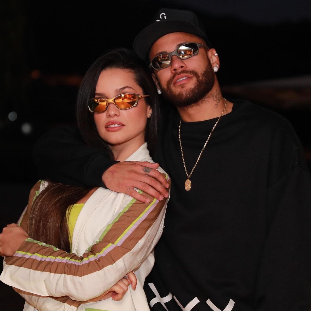 Juliette 'dá fora' em Neymar após flerte: "Atleta ok, mas gato não sei, não" Juliette 'dá fora' em Neymar após flerte: "Atleta ok, mas gato não sei, não"
