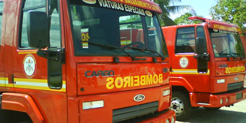 Homem tem surto e morre após incendiar a própria casa no Geisel Homem tem surto e morre após incendiar a própria casa no Geisel