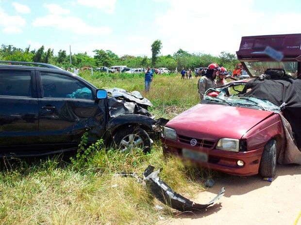 Kadett envolvido em acidente com 8 mortos no RN levava 9 pessoas Kadett envolvido em acidente com 8 mortos no RN levava 9 pessoas