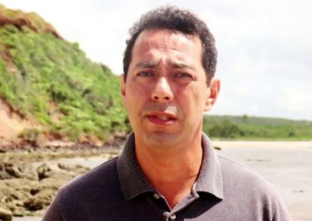 Após Leo Bandeira se negar a assinar notificação, Câmara de Lucena abre prazo para prefeito se defender de pedido de cassação Câmara de vereadores inicia processo de cassação do prefeito Léo Bandeira em Lucena