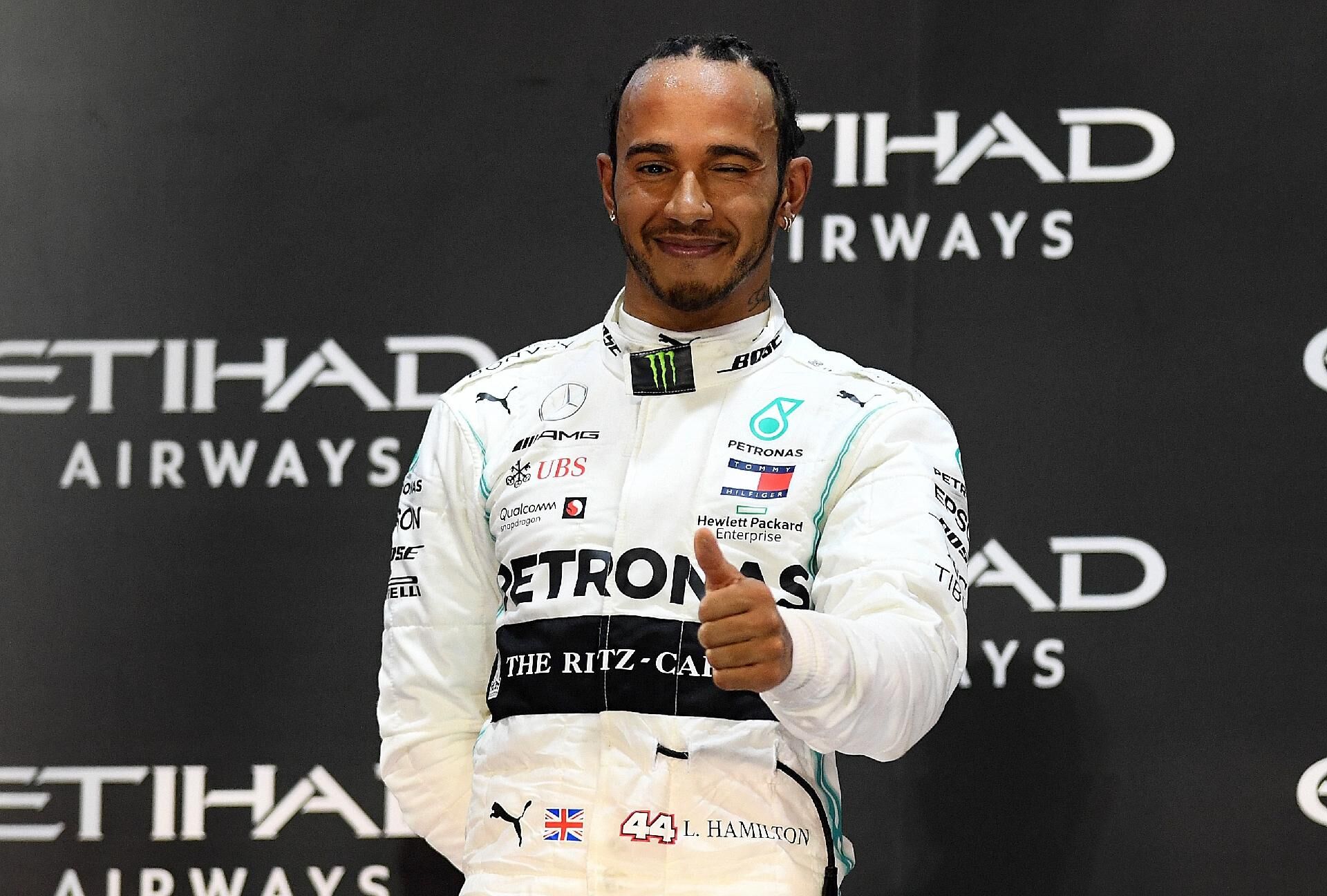 Lewis Hamilton se diz animado às vésperas de estreia pela Ferrari Lewis Hamilton se diz animado às vésperas de estreia pela Ferrari