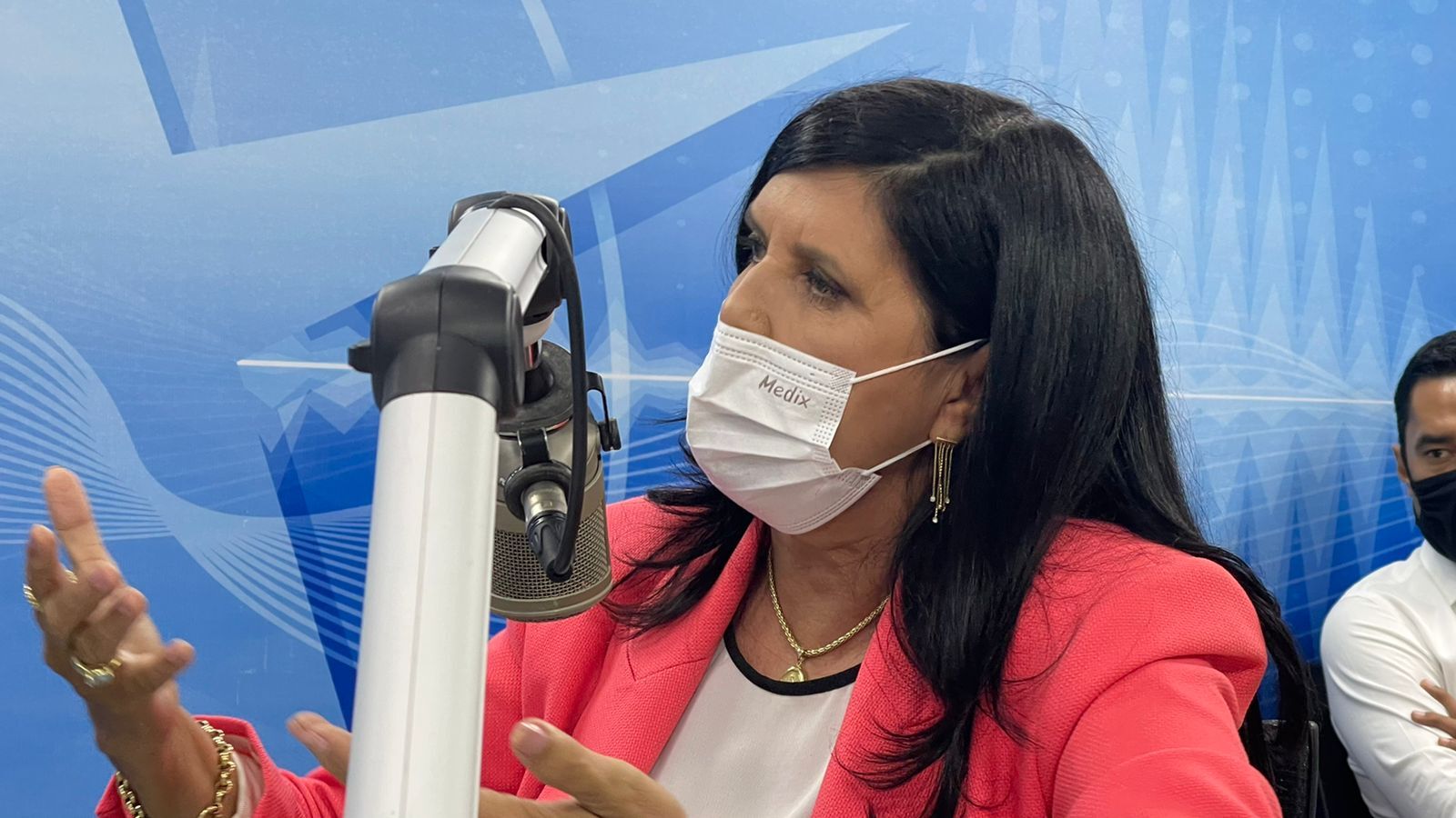 Lígia Feliciano diz que PDT nacional permitiu diálogo com todos os partidos e quer montar palanque duplo para Ciro e Lula na Paraíba Lígia Feliciano diz que PDT nacional permitiu diálogo com todos os partidos e quer montar palanque duplo para Ciro e Lula na Paraíba