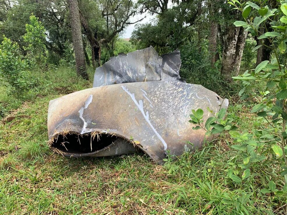Pesquisadores acreditam que lixo espacial encontrado no Paraná é de foguete da SpaceX, de Elon Musk Pesquisadores acreditam que lixo espacial encontrado no Paraná é de foguete da SpaceX, de Elon Musk