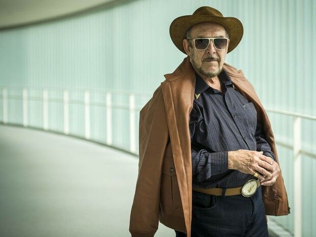 Luiz Carlos Miele vai ser enterrado nesta quinta-feira, no Caju Luiz Carlos Miele vai ser enterrado nesta quinta-feira, no Caju