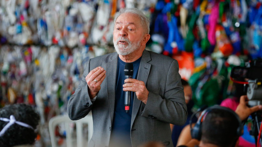 Lula diz que aborto é questão de saúde pública e não vergonha