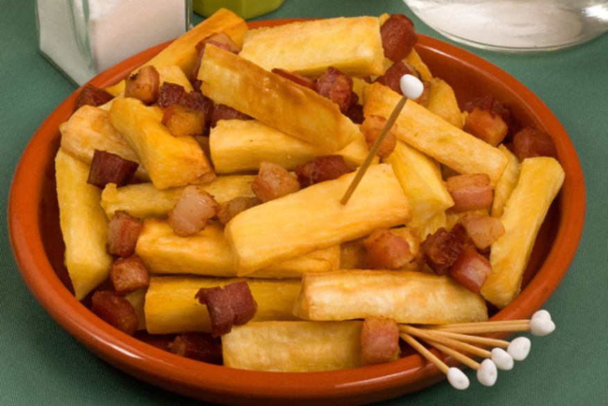 Como fazer macaxeira frita sequinha Como fazer macaxeira frita sequinha