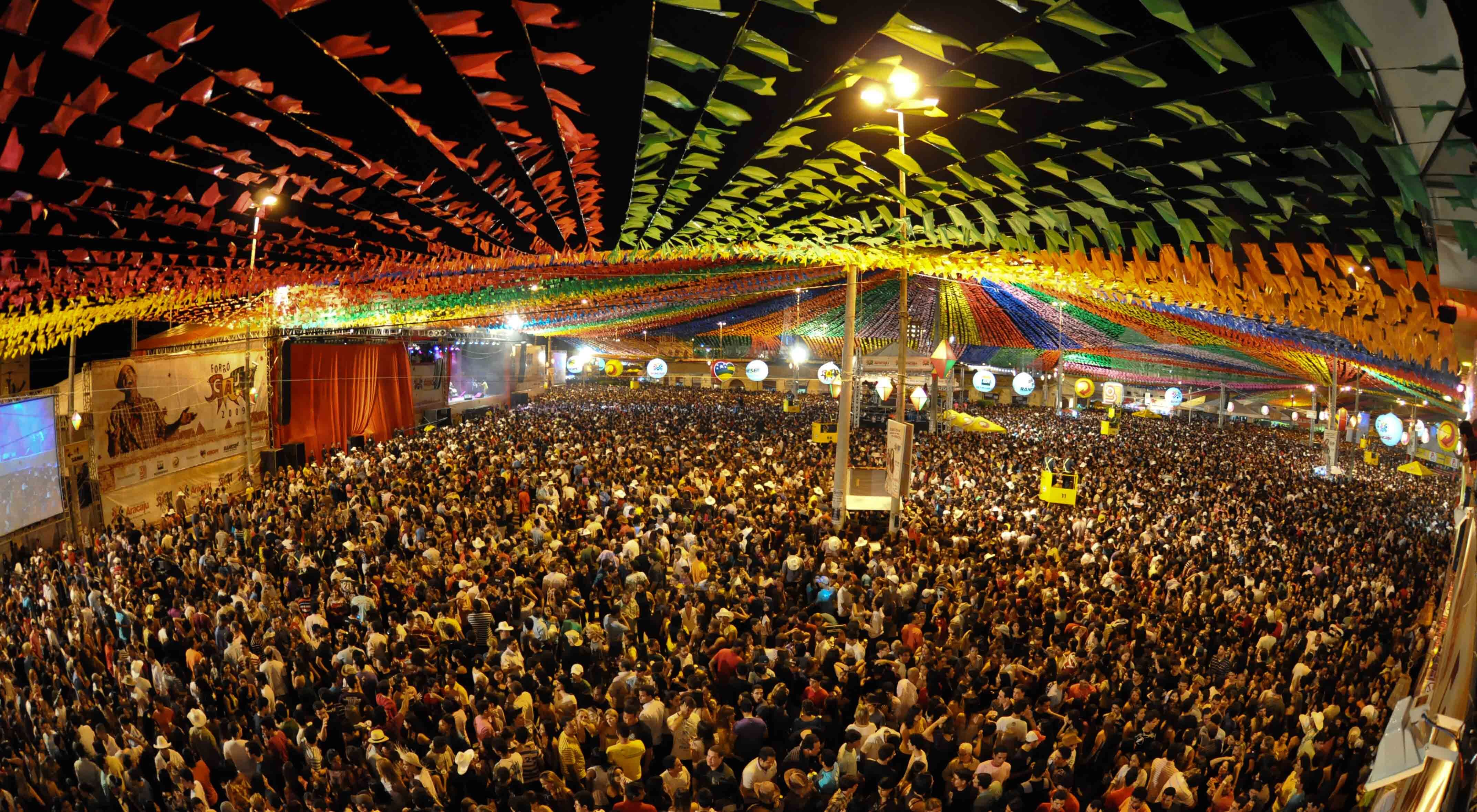 Ruas no entorno do Parque do Povo serão interditadas para a festa do Maior São João do Mundo; Confira a lista dos bloqueios
