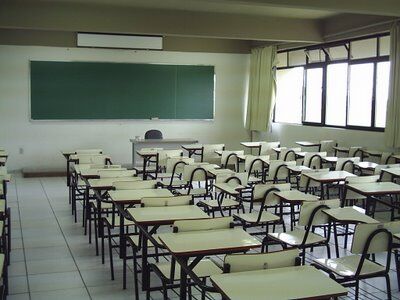 João Pessoa terá programa "Pé de Meia" municipal para alunos a partir do oitavo ano, revela Cícero Lucena João Pessoa terá programa "Pé de Meia" municipal para alunos a partir do oitavo ano, revela Cícero Lucena