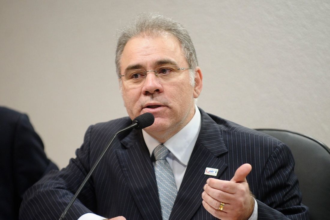 Ex-ministro da Saúde, Marcelo Queiroga, anuncia que irá se filiar oficialmente ao PL na Paraíba Ex-ministro da Saúde, Marcelo Queiroga, anuncia que irá se filiar oficialmente ao PL na Paraíba