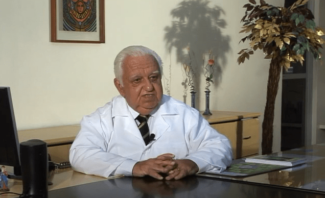 Morre aos 90 anos o médico Marcos Aurélio Barros, fundador do Hospital Samaritano, vítima de Covid-19 Morre aos 90 anos o médico Marcos Aurélio Barros, fundador do Hospital Samaritano, vítima de Covid-19
