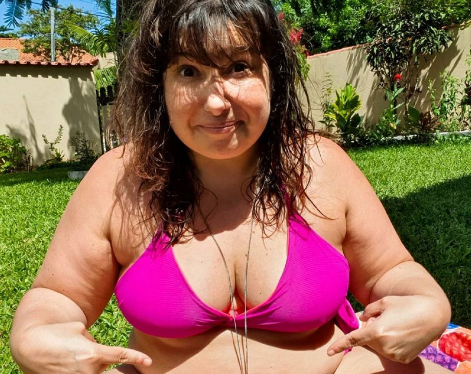 'A gente não passa ileso', diz Mariana Xavier após receber críticas a seu corpo 'A gente não passa ileso', diz Mariana Xavier após receber críticas a seu corpo