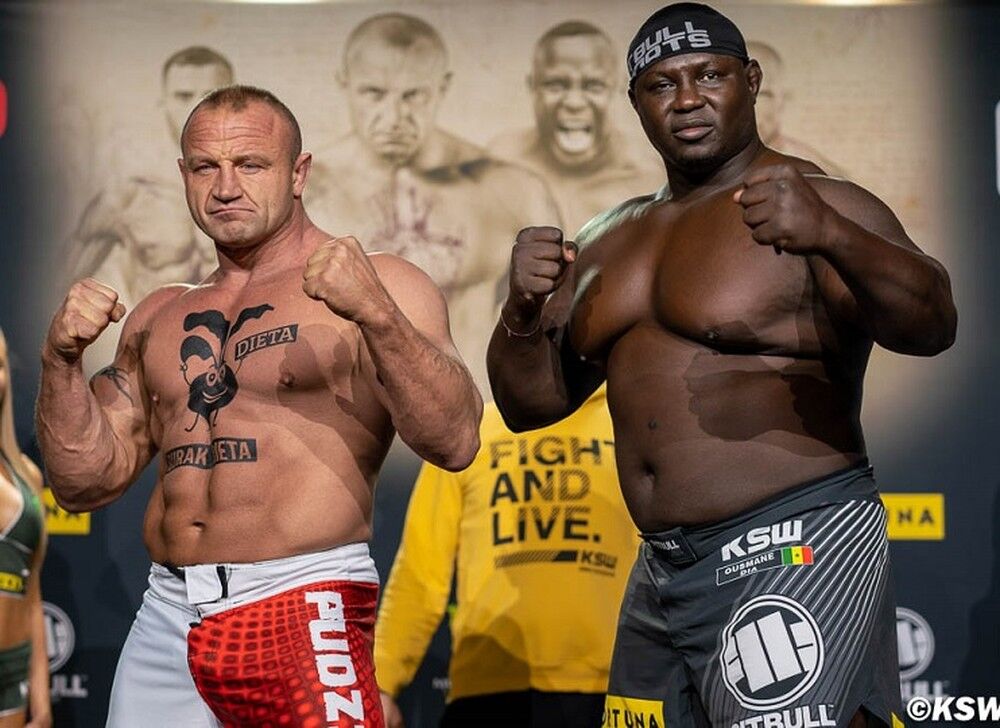 "Homem mais forte do mundo" faz duelo de gigantes contra senegalês em outubro "Homem mais forte do mundo" faz duelo de gigantes contra senegalês em outubro