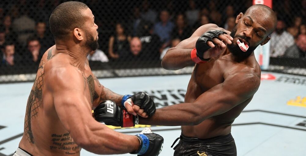 Thiago Marreta volta a lutar em Las Vegas 16 meses após lesão contra Jon Jones: "Passa um filme" Thiago Marreta volta a lutar em Las Vegas 16 meses após lesão contra Jon Jones: "Passa um filme"