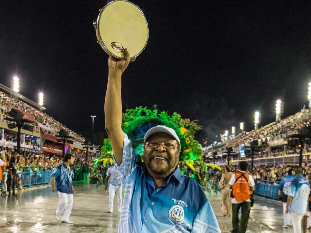 Exército monitorou desfiles de Carnaval e condenou crítica ao racismo Exército monitorou desfiles de Carnaval e condenou crítica ao racismo
