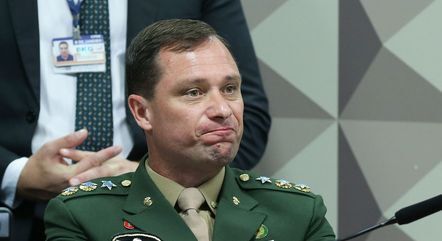 Mauro Cid é alvo da PF, mas STF revoga prisão Mauro Cid, Polícia Federal, Jair Bolsonaro, joias