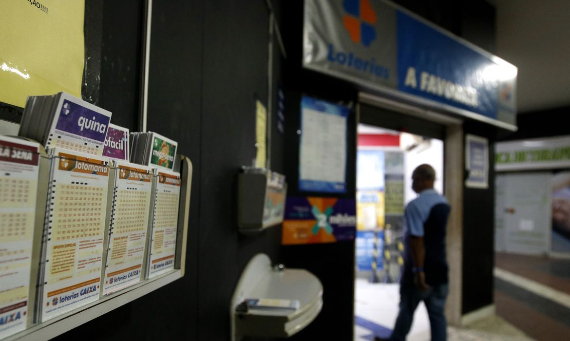 Duas apostas acertam a Dupla Sena de Páscoa e ganham R$ 18,7 milhões Duas apostas acertam a Dupla Sena de Páscoa e ganham R$ 18,7 milhões