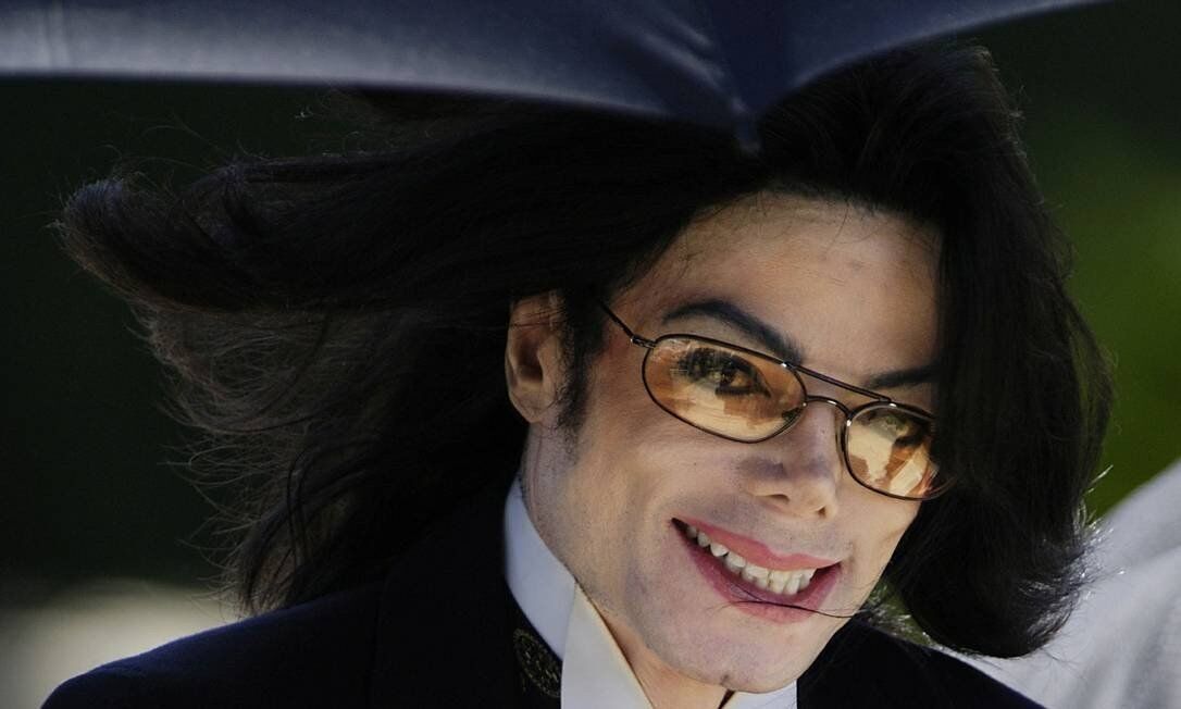 Fato ou fake: mitos e verdades sobre Michael Jackson Michael Jackson, morte, 15 anos, passagens, Brasil