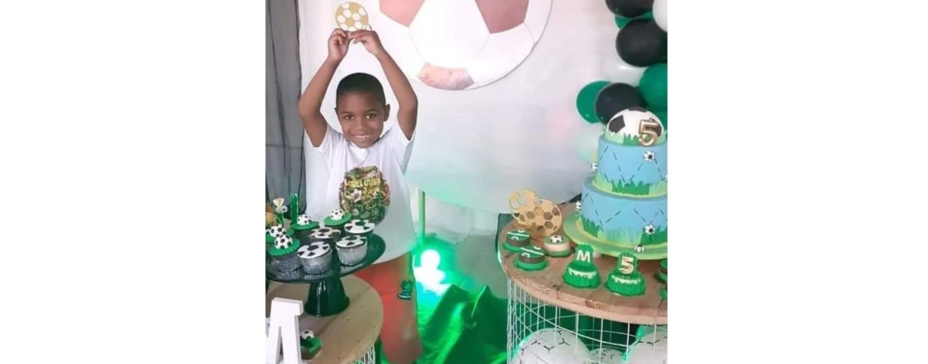 Patroa é presa sob suspeita de homicídio culposo após filho de empregada cair do 9º andar no Recife e liberada após pagar fiança Patroa é presa sob suspeita de homicídio culposo após filho de empregada cair do 9º andar no Recife e liberada após pagar fiança