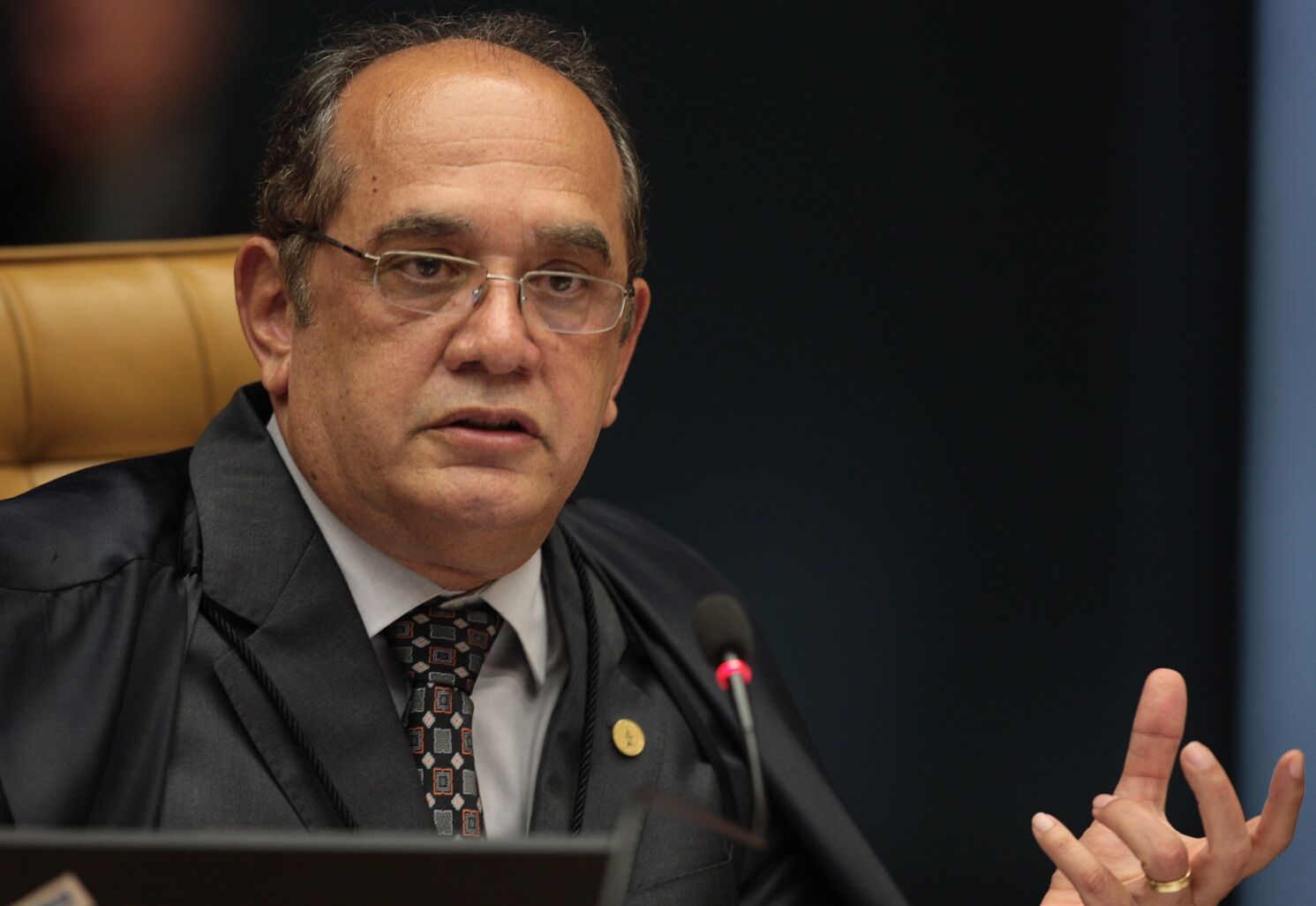 Gilmar Mendes suspende processos sobre “pejotização” de trabalho Gilmar Mendes suspende processos sobre “pejotização” de trabalho