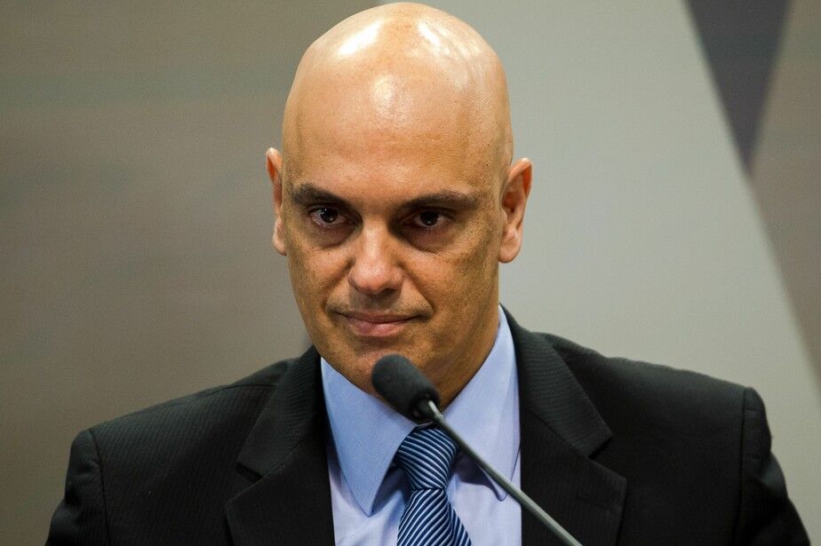 Moraes multa assessor de Bolsonaro em R$ 20 mil por postagem de advogado Ministro, Alexandre de Moraes, sigilo, delação, Ronnie Lessa, Marielle Franco