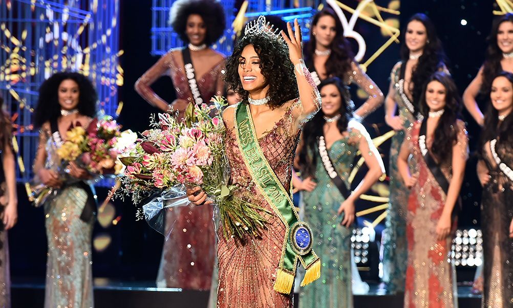 Escândalos de corrupção e prostituição podem tirar o Brasil do Miss Universo Escândalos de corrupção e prostituição podem tirar o Brasil do Miss Universo