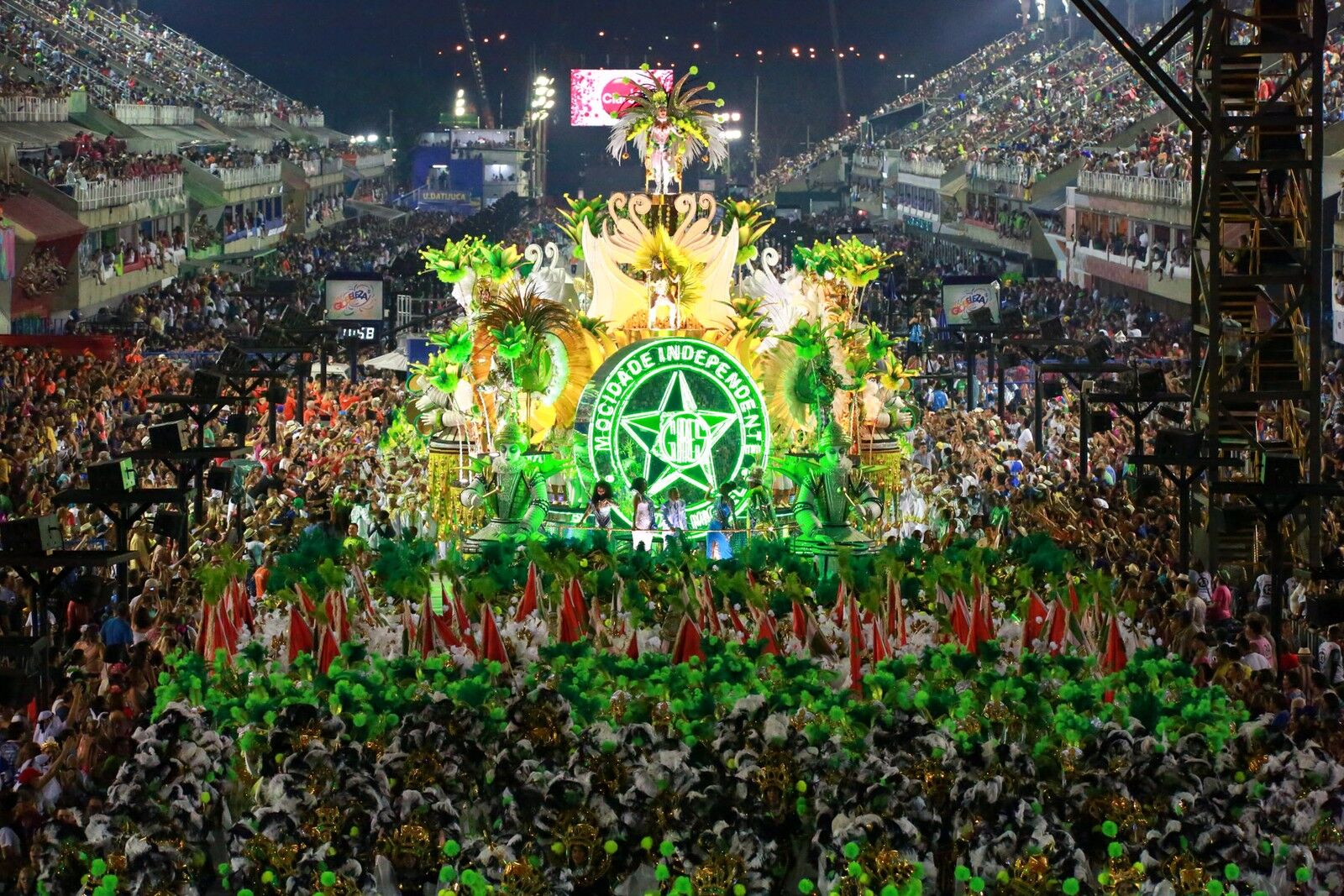 Jurado erra e Mocidade vai dividir título de campeã do Carnaval do Rio com Portela Jurado erra e Mocidade vai dividir título de campeã do Carnaval do Rio com Portela