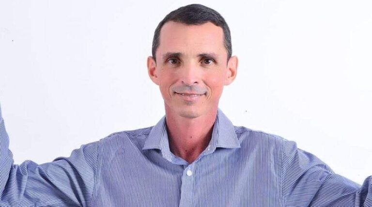 Presidente da Câmara de Livramento, Nildo Dias, morre aos 49 anos após complicações cirúrgicas Presidente da Câmara de Livramento, Nildo Dias, morre aos 49 anos após complicações cirúrgicas