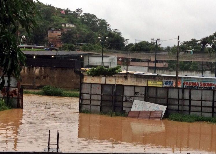 Nova Iguaçu decreta calamidade pública Nova Iguaçu decreta calamidade pública