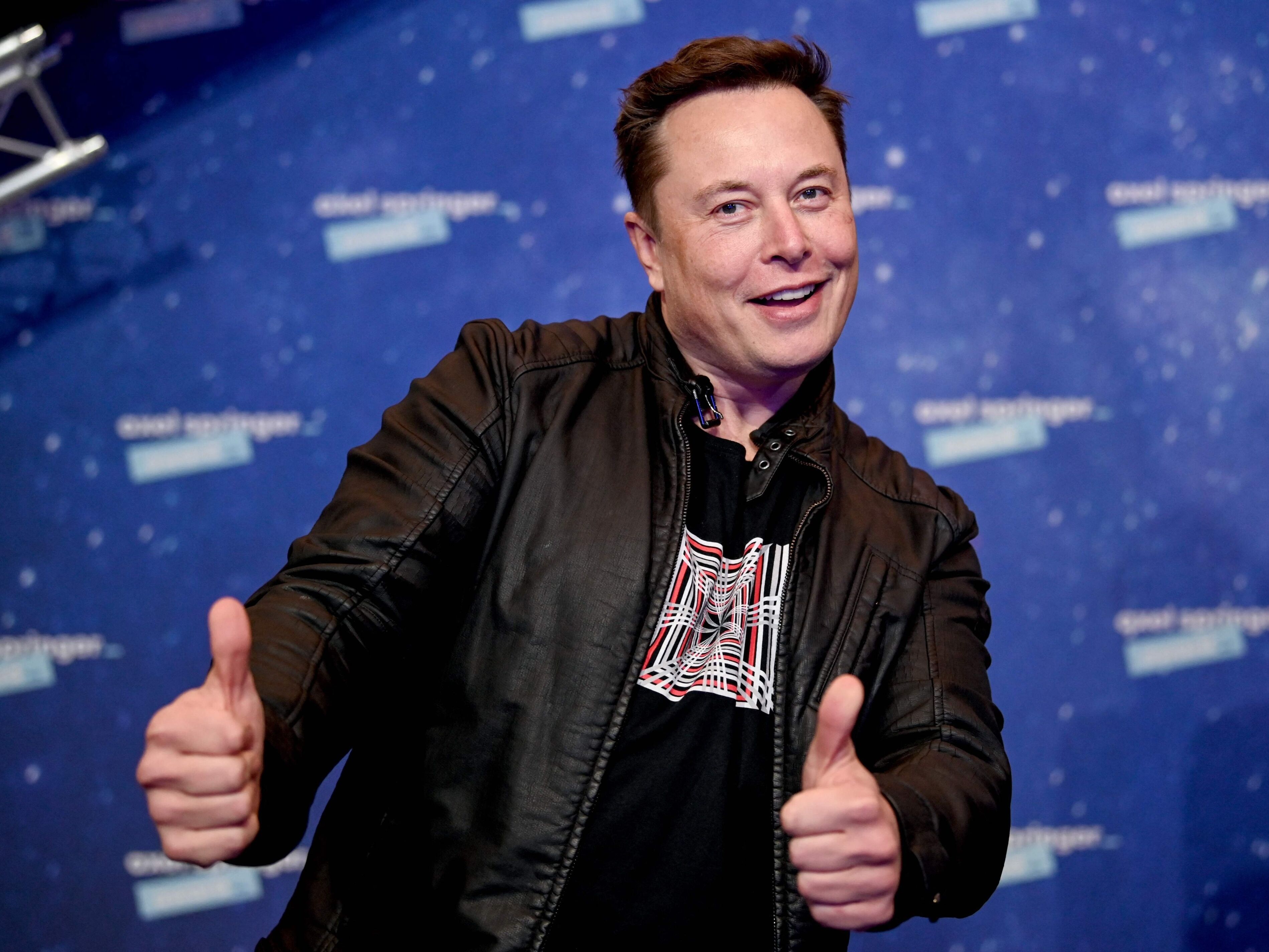Empresa de Elon Musk faz 1º implante de chip cerebral em humano Empresa de Elon Musk faz 1º implante de chip cerebral em humano